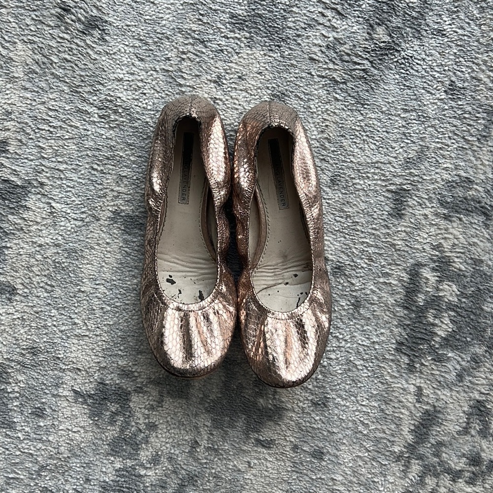 Vera Wang Lavender ballet flats